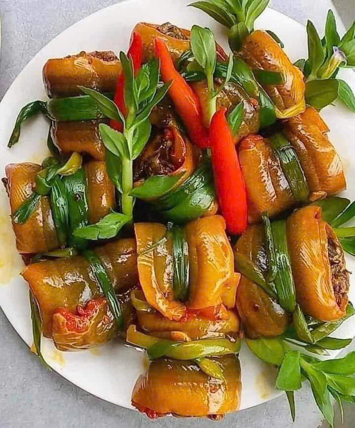 Lươn cuộn thịt
