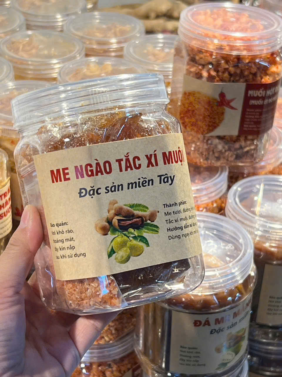 ME NGÀO TẮC XÍ MUỘI