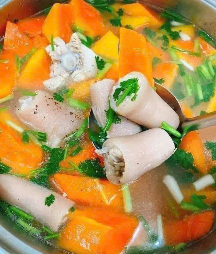 ĐUÔI HEO CỤT
