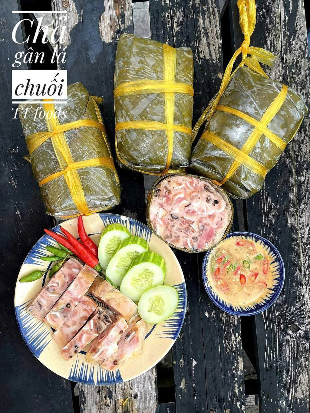 CHẢ LỤA GÂN LÁ CHUỐI