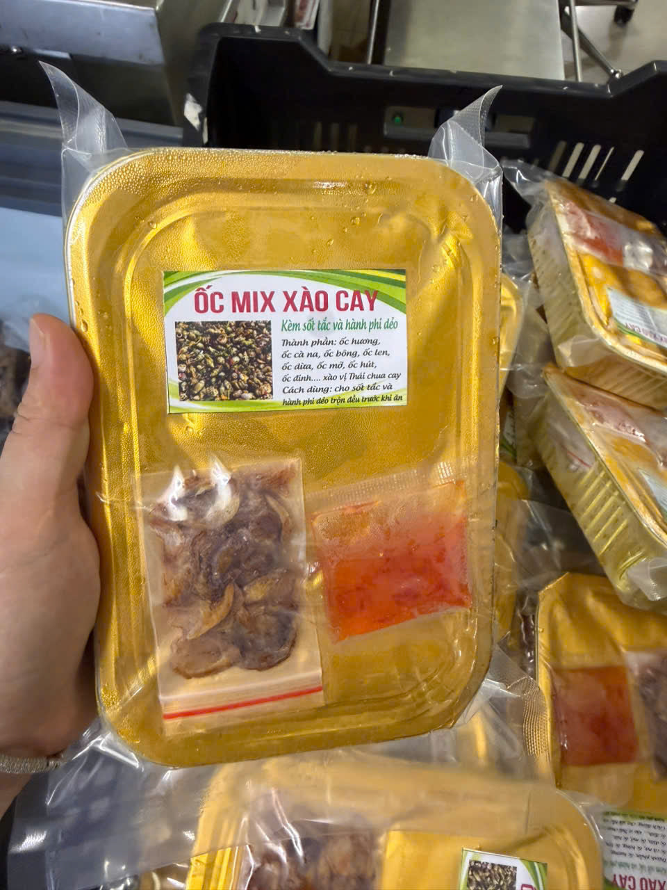 ỐC MIX XÀO CAY