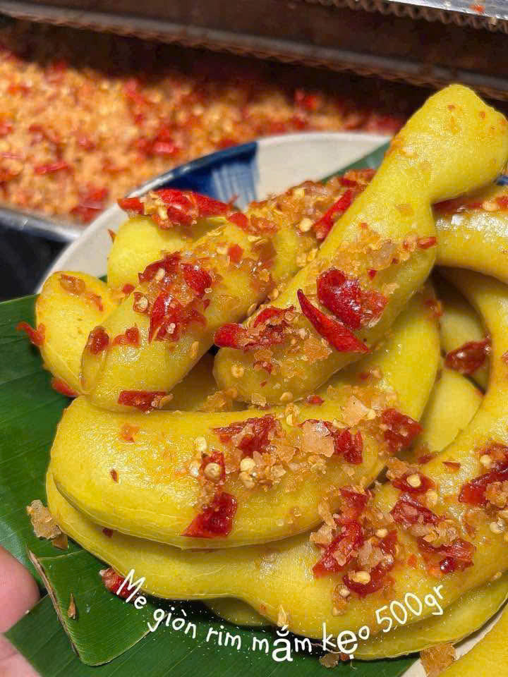 Me giòn rim mắm kẹo