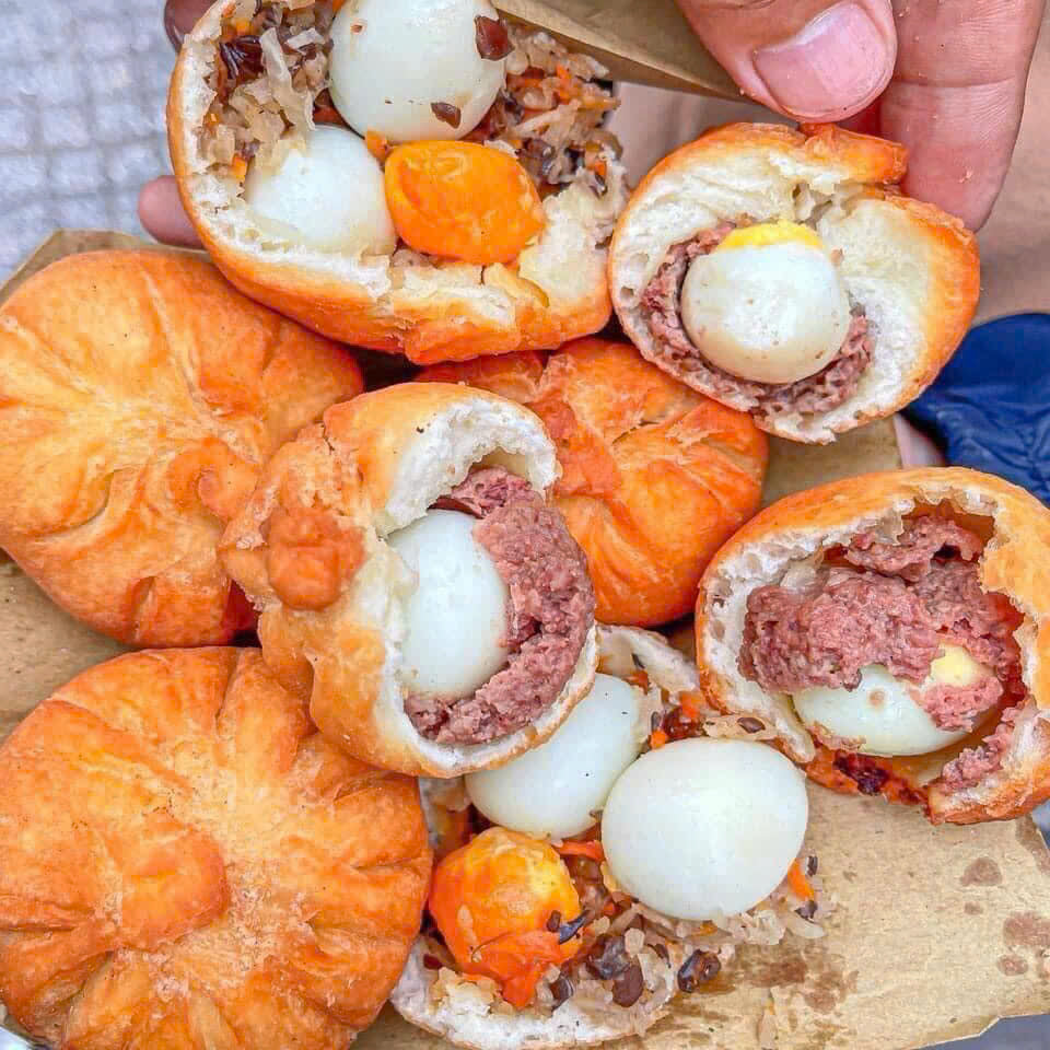 BÁNH BAO CHIÊN PATE TRỨNG MUỐI