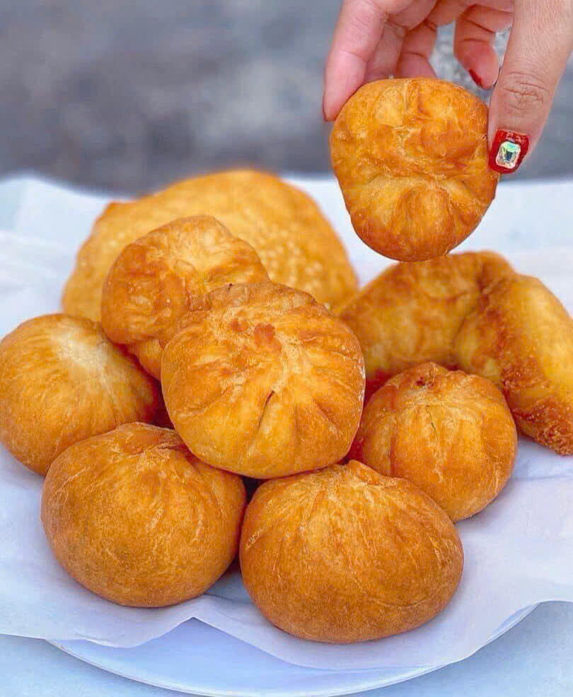 BÁNH BAO CHIÊN PATE TRỨNG MUỐI