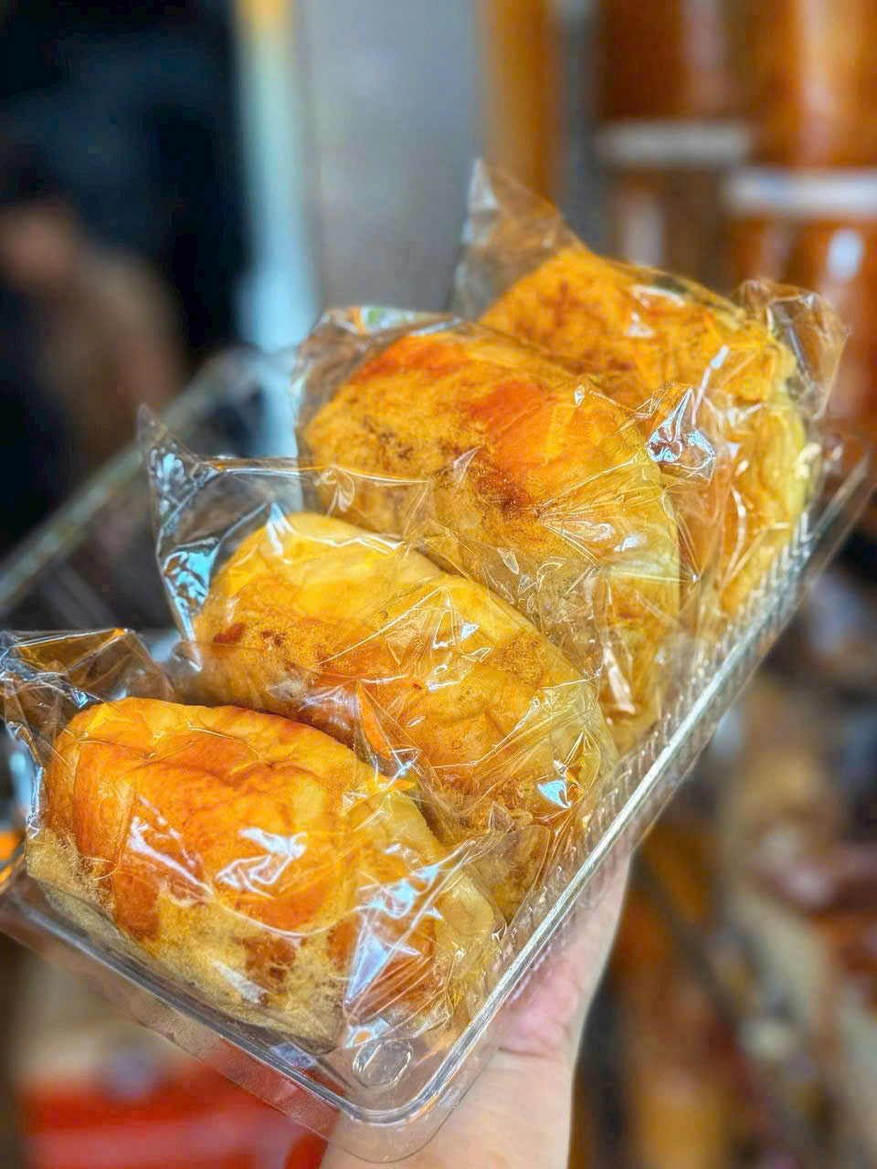 BÁNH CUA phô mai Trứng Muối chà bông