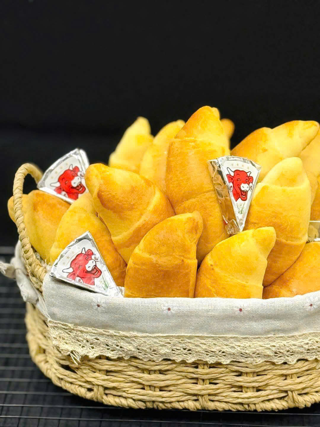 BÁNH CUA PHÔ MAI TƯƠI