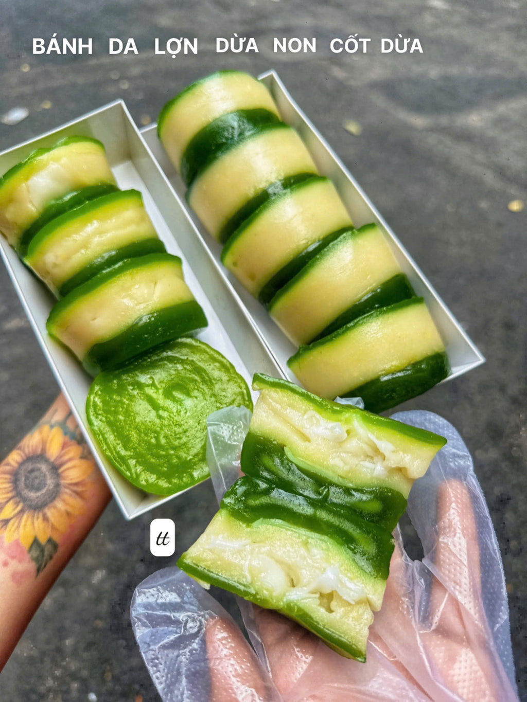 BÁNH DA LỢN DỪA NON