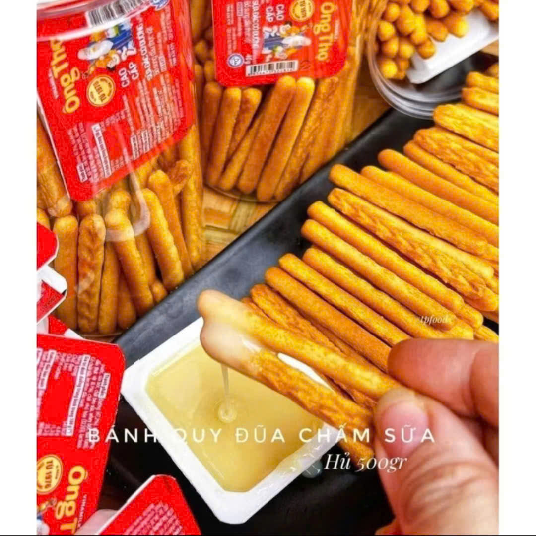 Bánh đũa chấm sữa