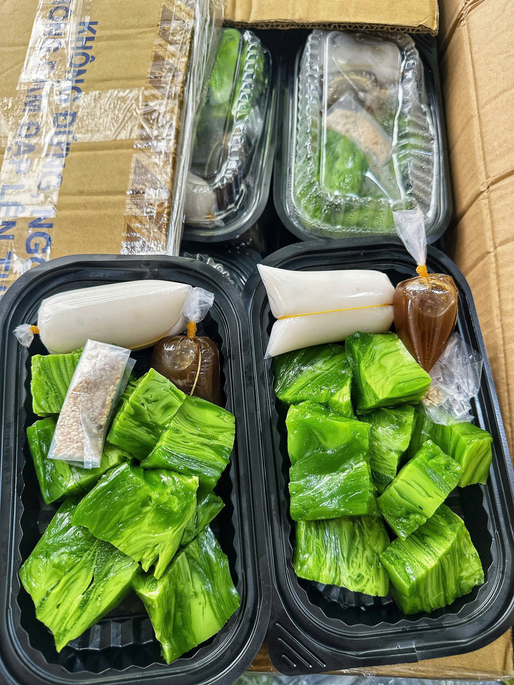 Bánh đúc gân lá dứa