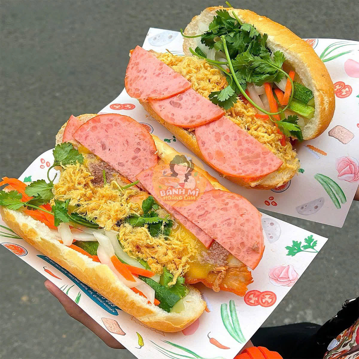 BÁNH MÌ HOÀNG LAM