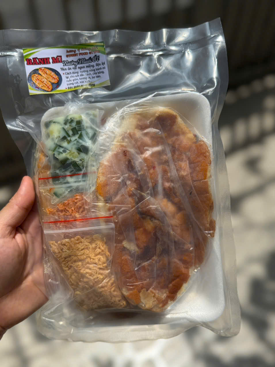 BÁNH MÌ NƯỚNG MUỐI ỚT