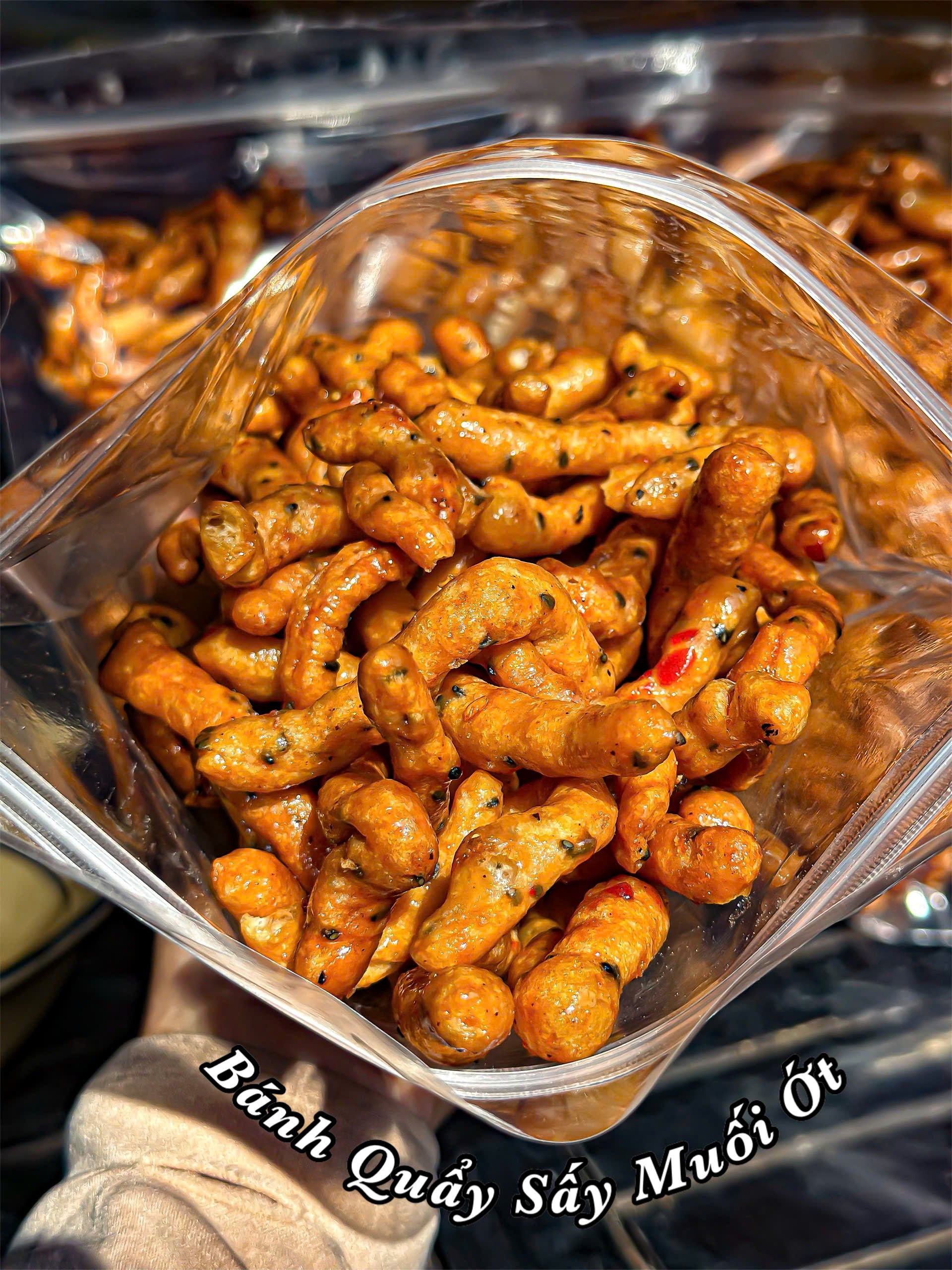BÁNH QUẨY SẤY MUỐI Ớ