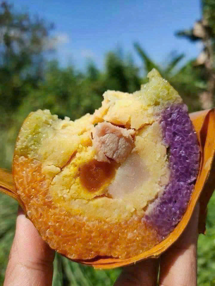 BÁNH TÉT 3 màu Trà Vinh trứng muối