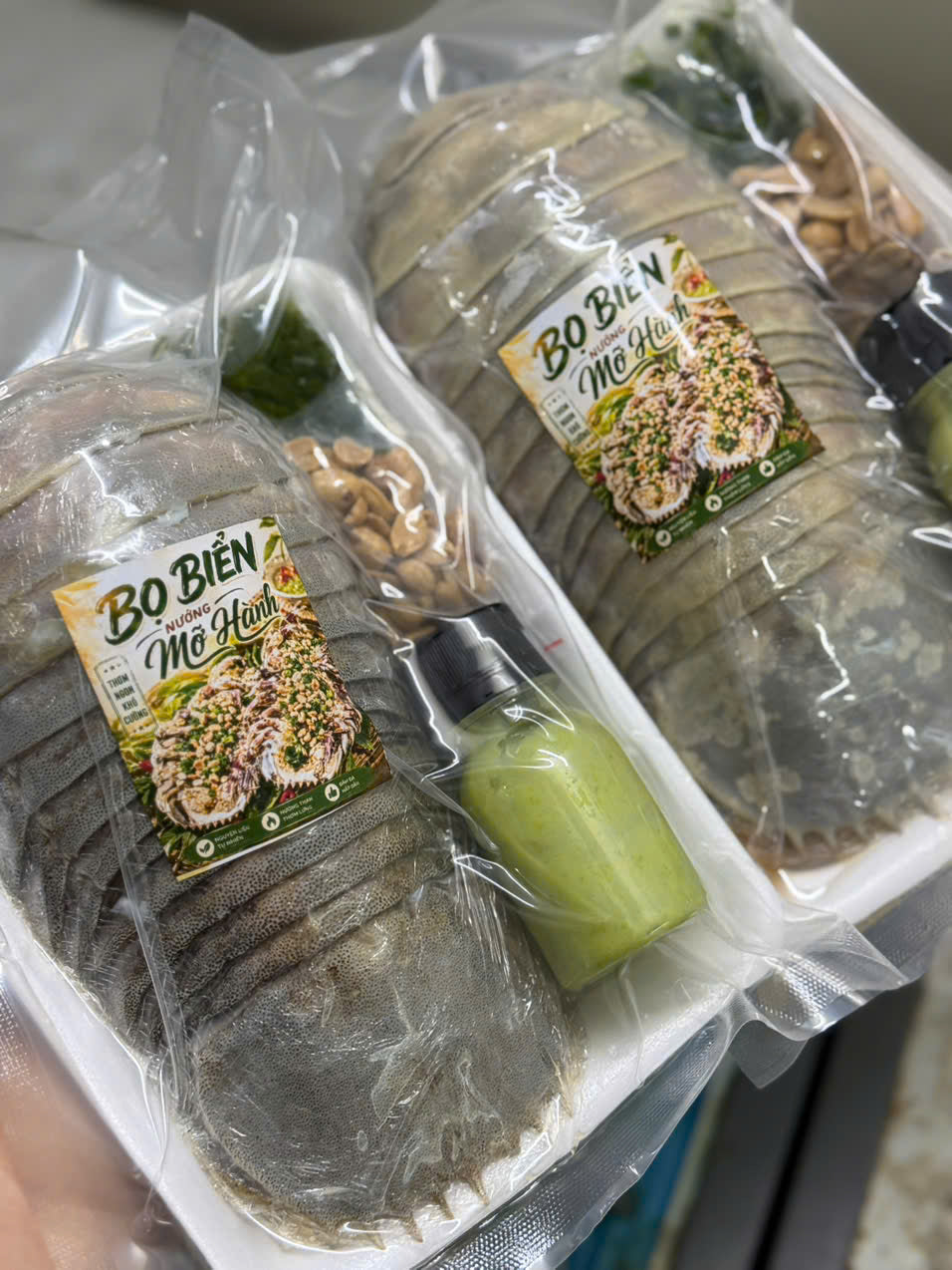 BỌ BIỂN NƯỚNG MỠ HÀNH