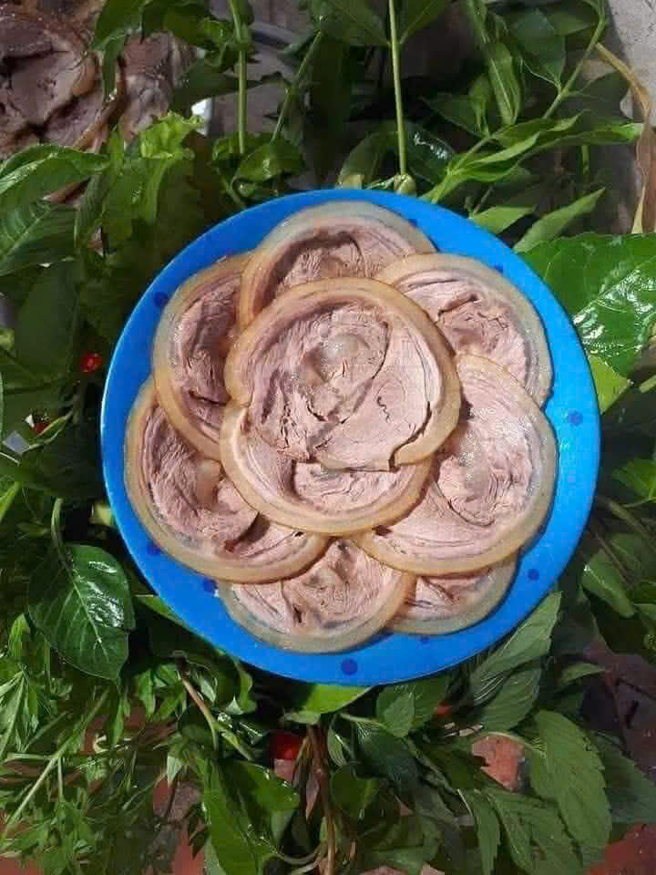Bò tơ quấn chỉ