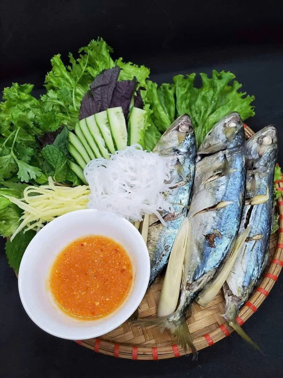CÁ BẠC MÁ SIZE TO