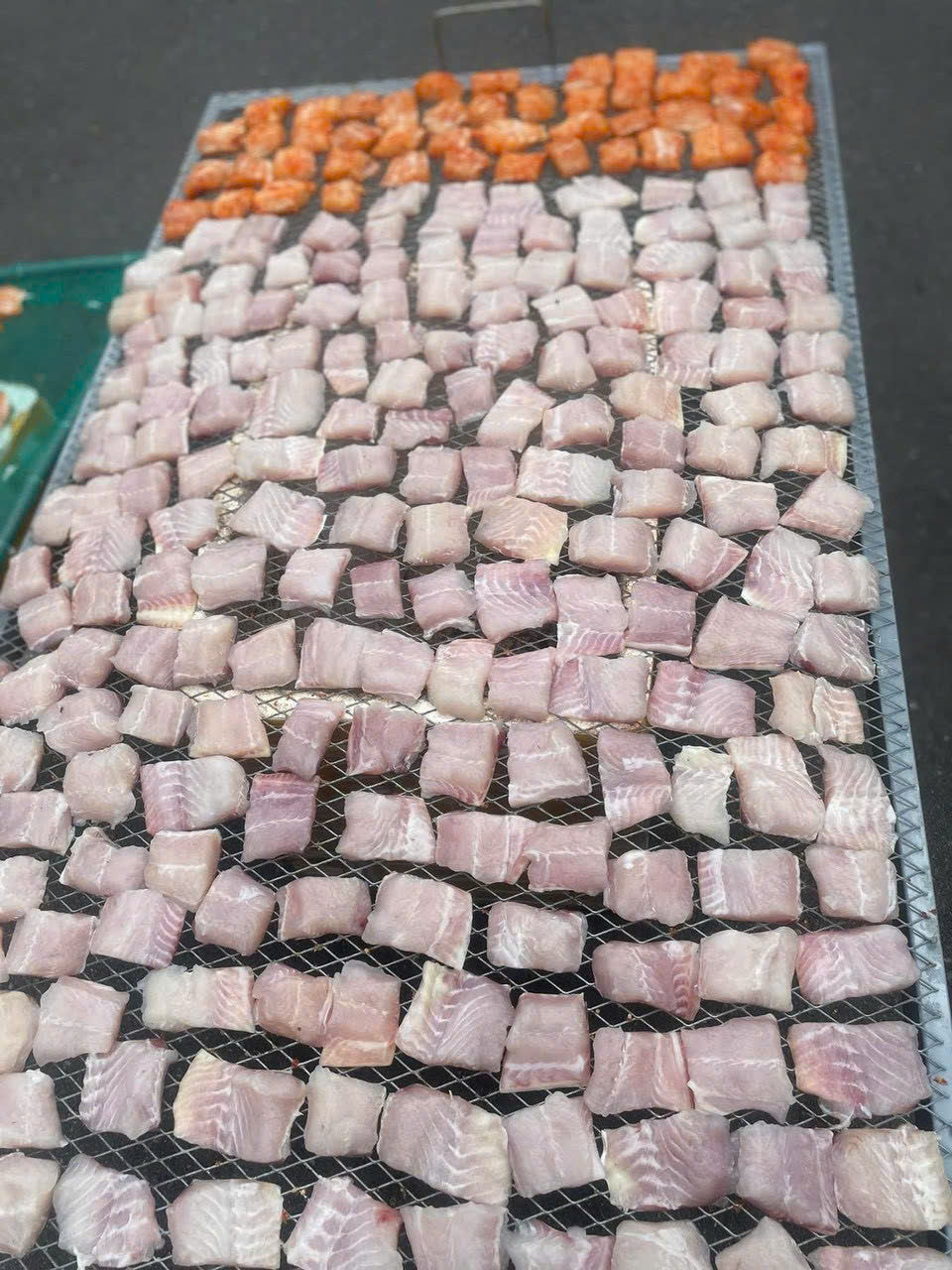 Cá dứa 1 nắng cắt khúc
