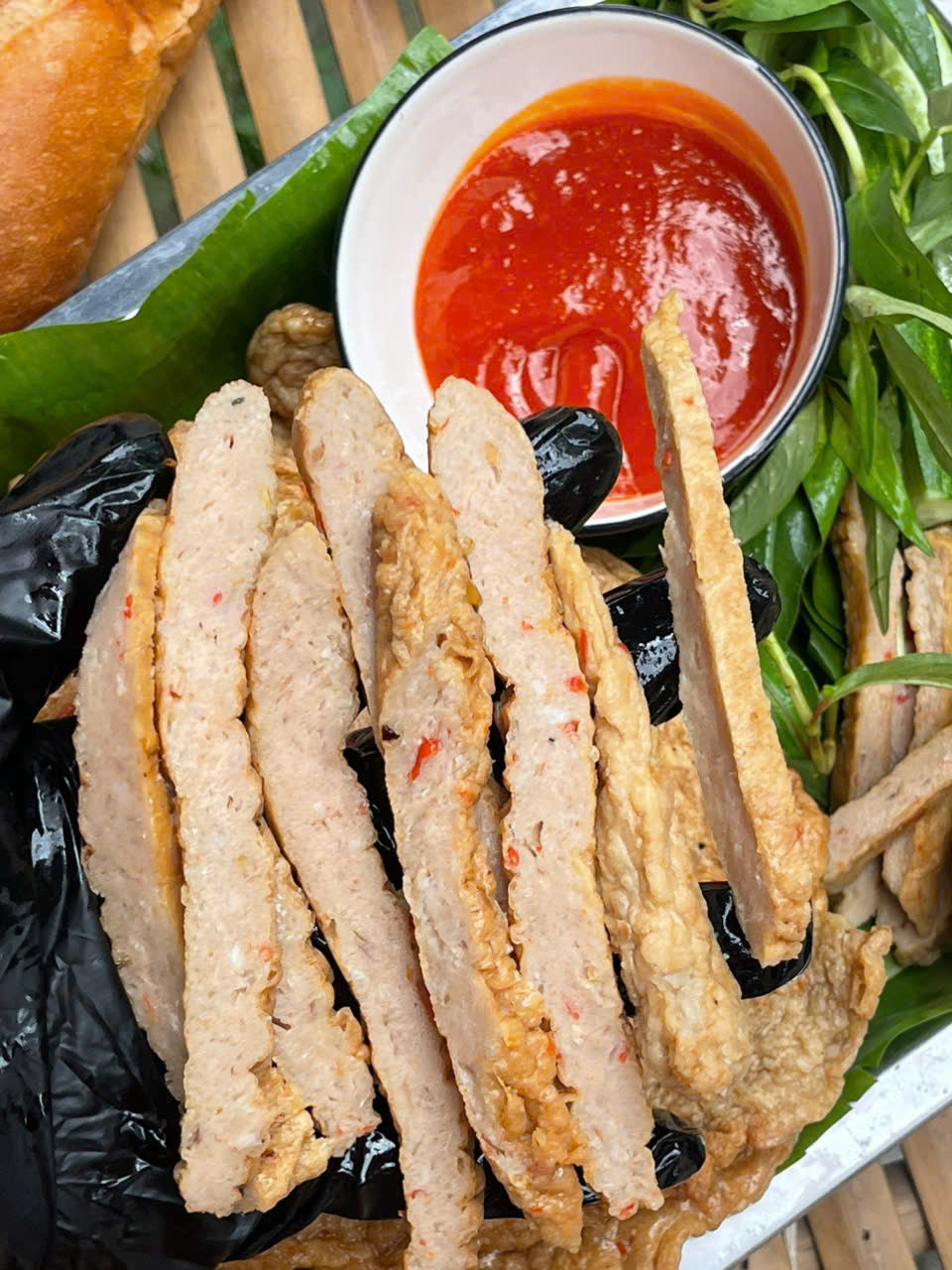 CHẢ CÁ THÁC LÁC CHIÊN CAY