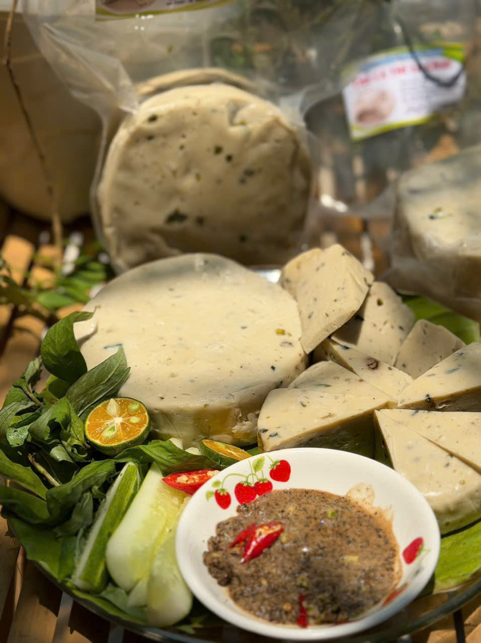 CHẢ CÁ THÌ LÀ CHAY