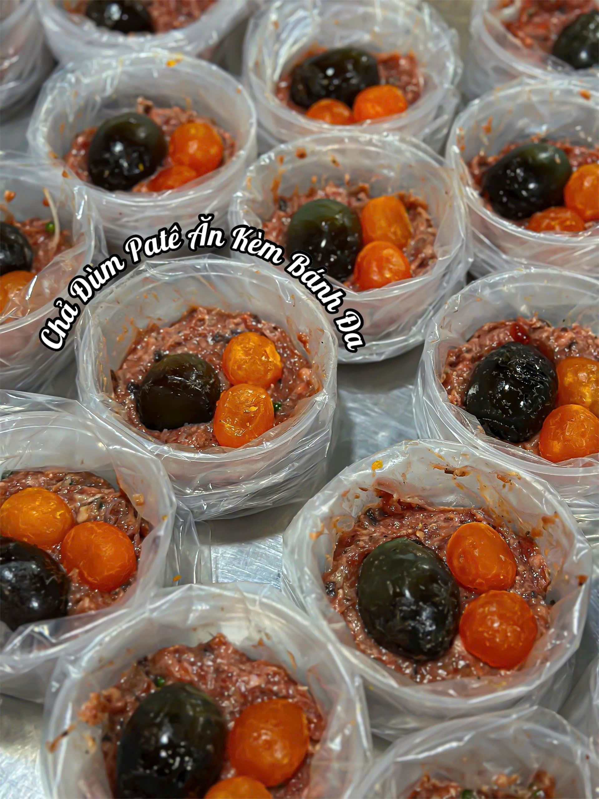 CHẢ ĐÙM PATE TRỨNG MUỐI +TRỨNG BÁCH THẢO