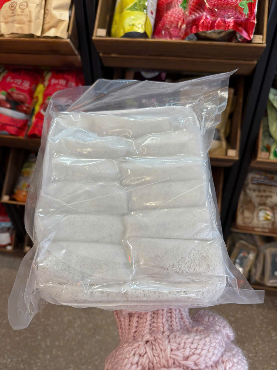 CHẢ GIÒ RẾ TÔM THỊT