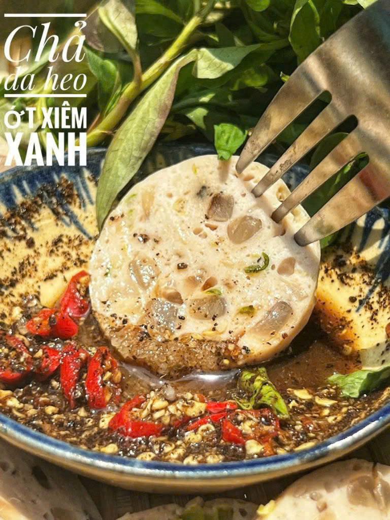 CHẢ LỤA BÌ ỚT XIÊM XANH