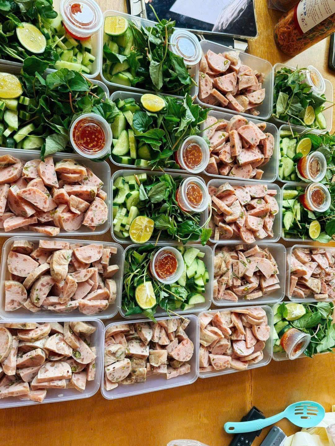 CHẢ LỤA BÌ ỚT XIÊM XANH