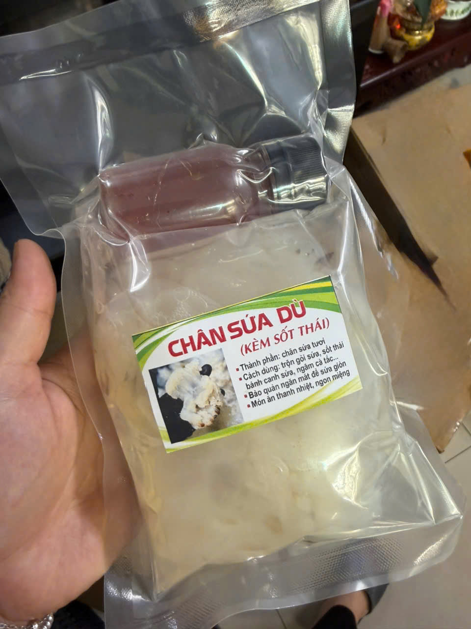 CHÂN SỨA DÙ (SỨA CHÙM) kèm sốt thái