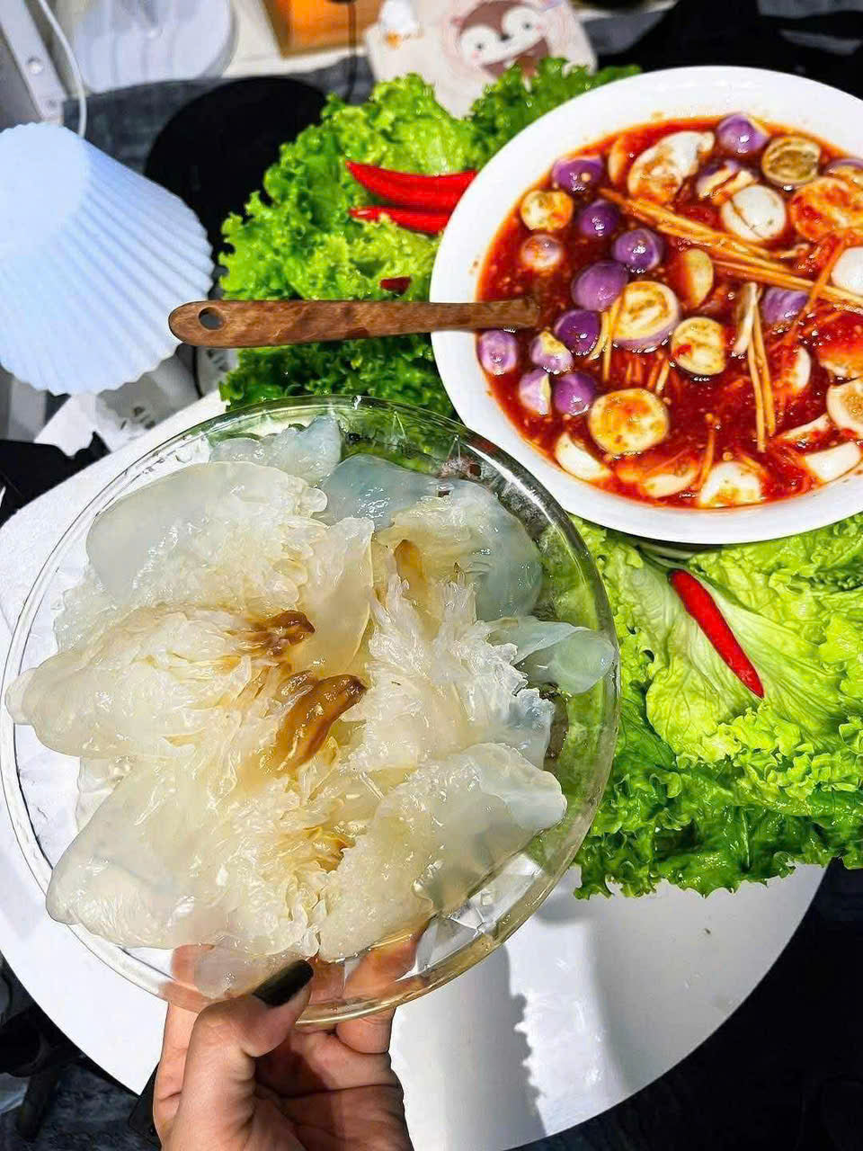 CHÂN SỨA TRẮNG tươi