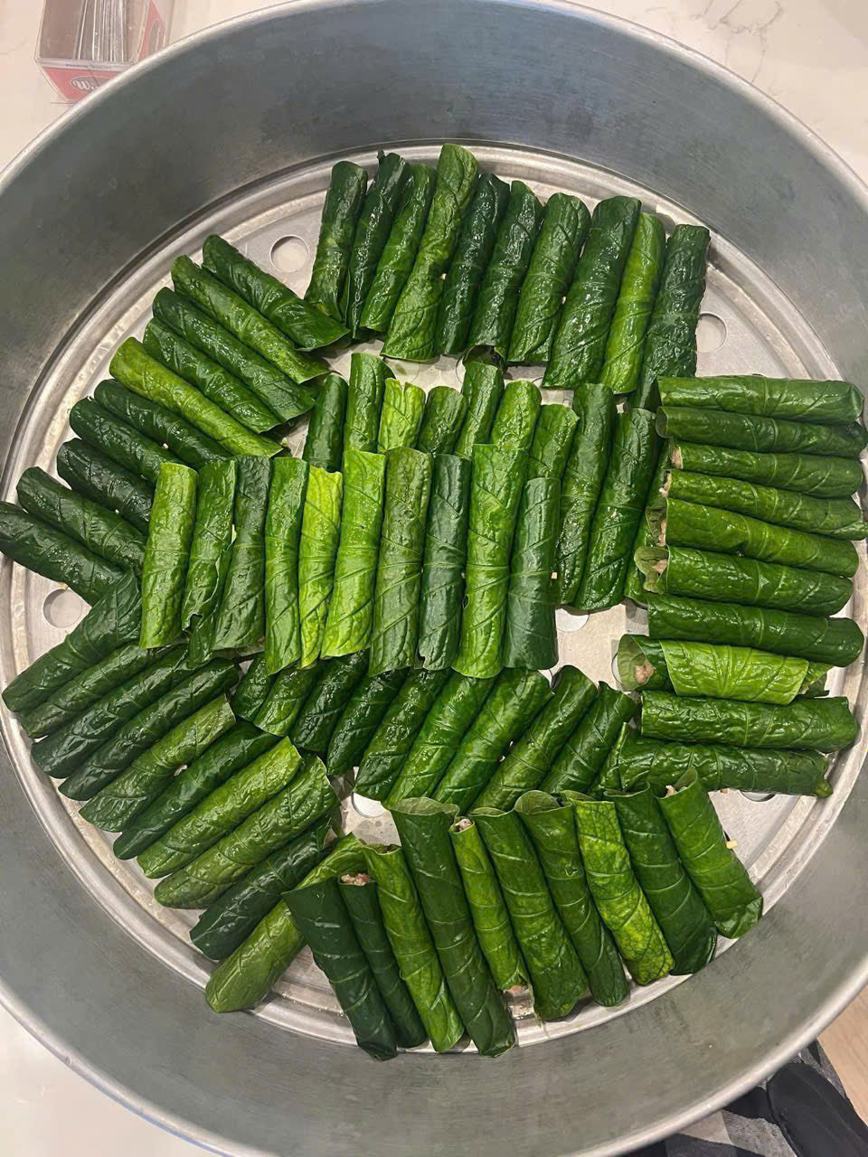 Chả ốc lá lốt nhà làm tại Mỹ