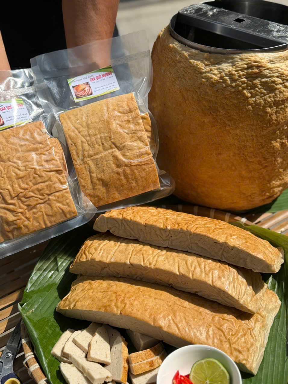 CHẢ QUẾ MIẾNG NƯỚNG THAN