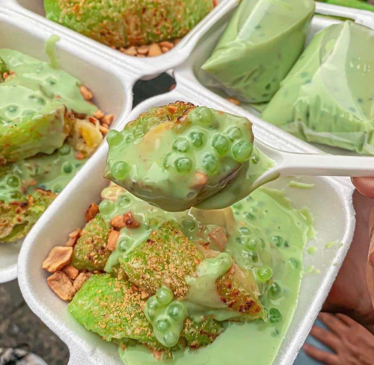 CHUỐI NƯỚNG LÁ DỨA