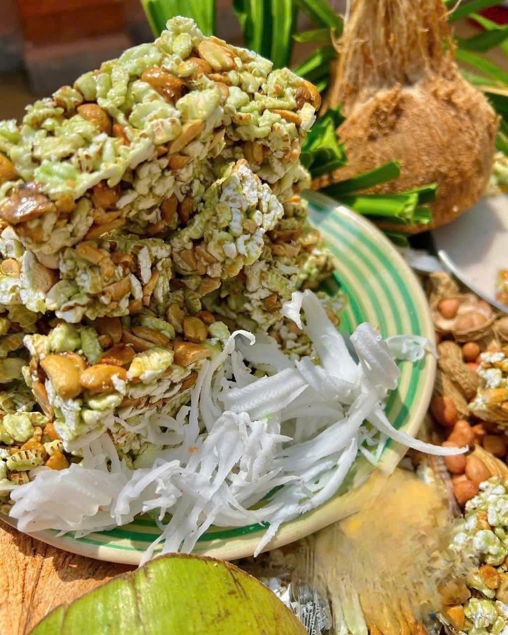 CỐM NẾP ĐẬU PHỘNG LÁ DỨA CỐT DỪA