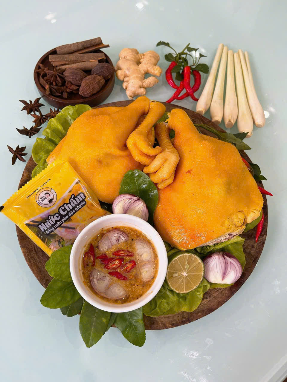 ĐÙI GÀ Ủ MUỐI MADAM HOÀNG