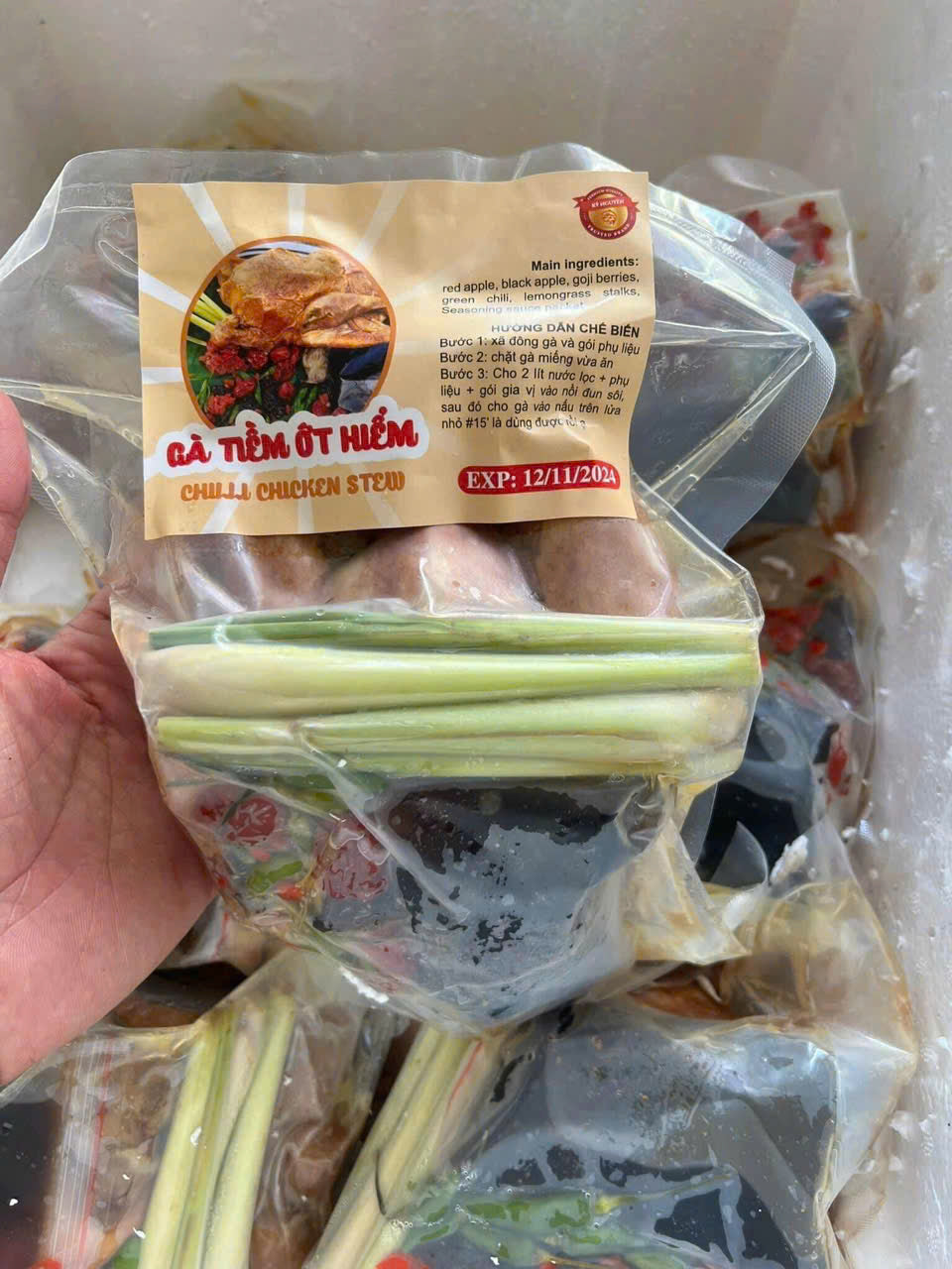 Gà tiềm ớt hiểm