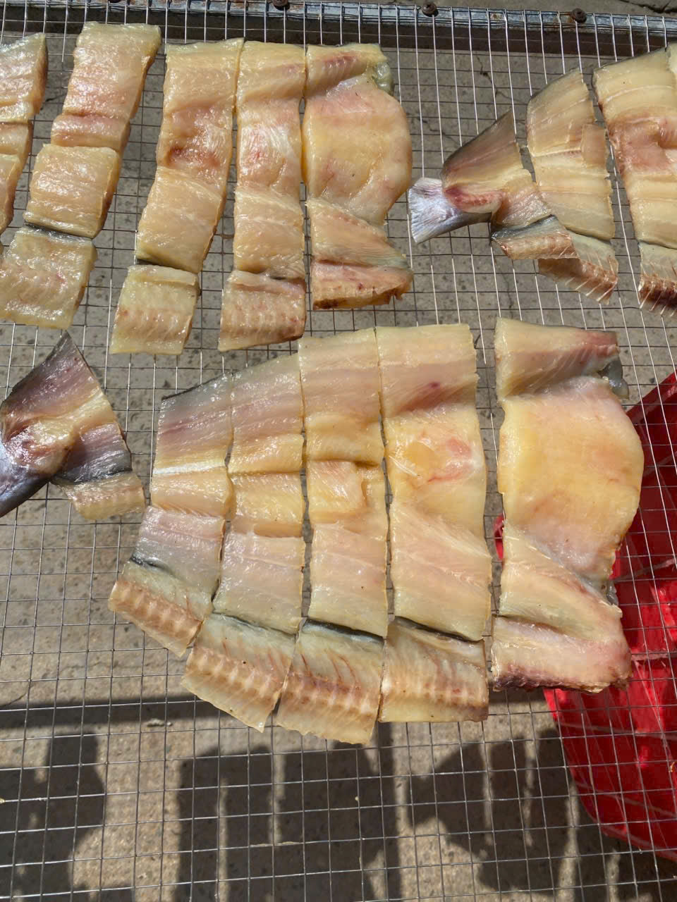 Khô Cá dứa nguyên con 3 nắng