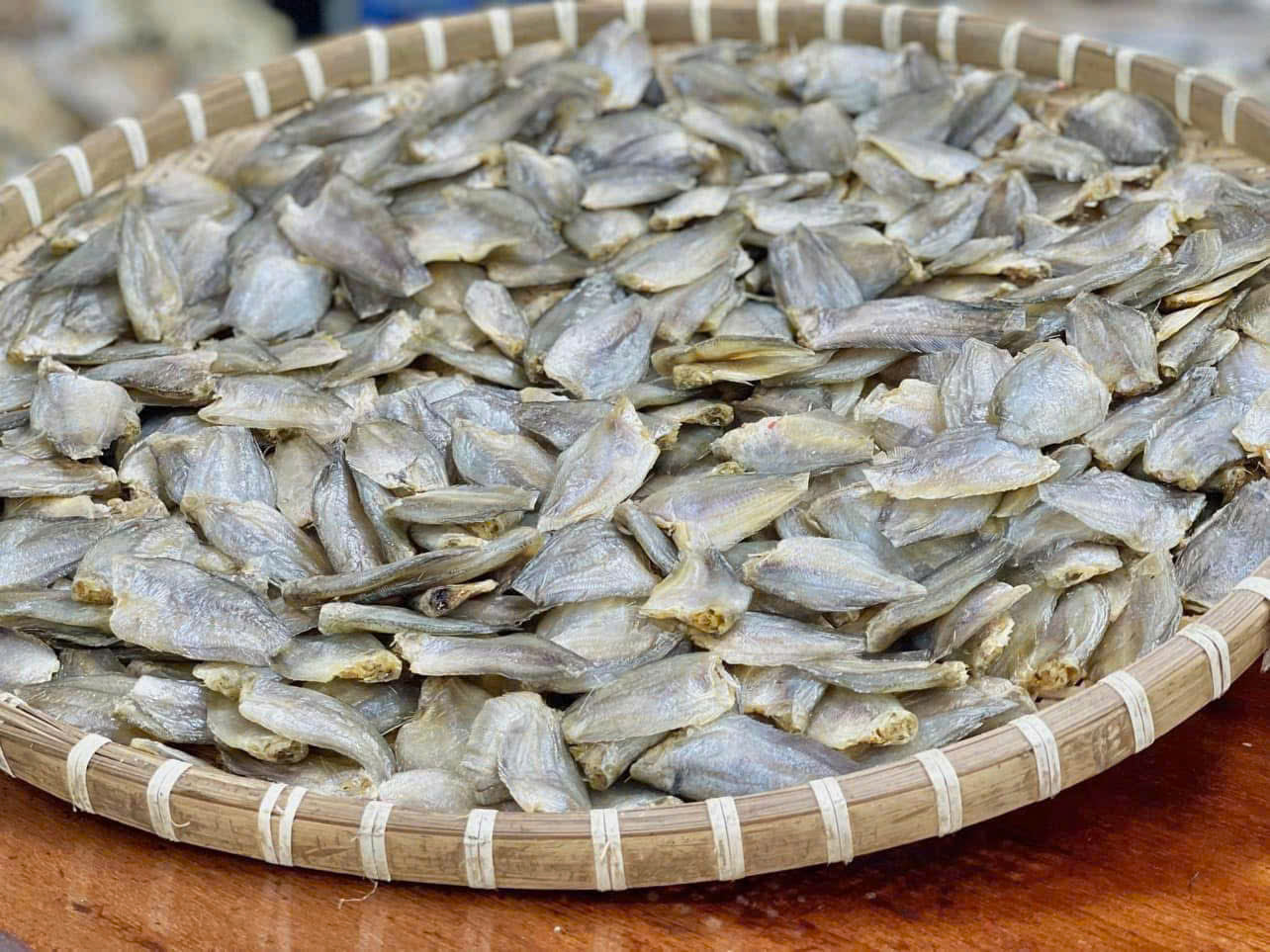 KHÔ CÁ SẶC BƯỚM
