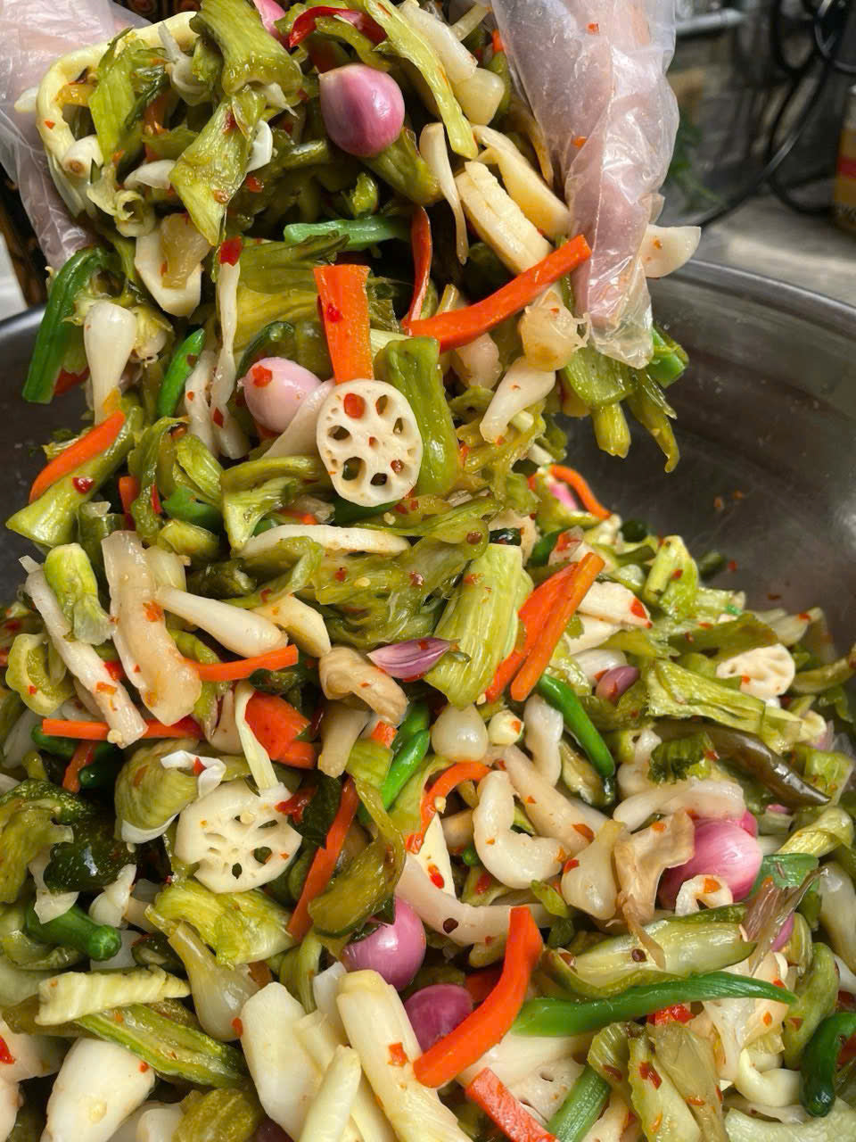 KIM CHI MIỀN TÂY