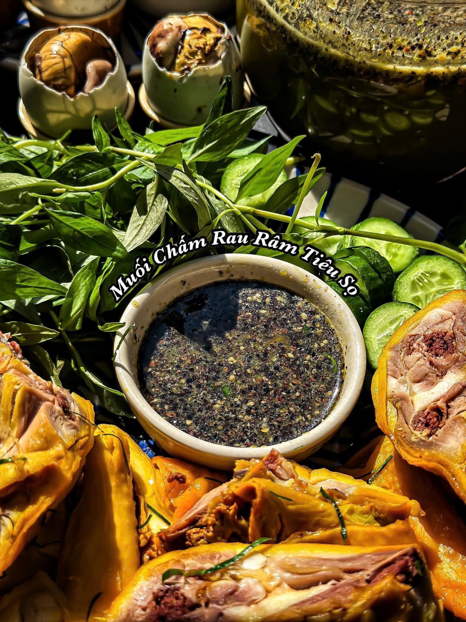 MUỐI RAU RĂM TIÊU SỌ