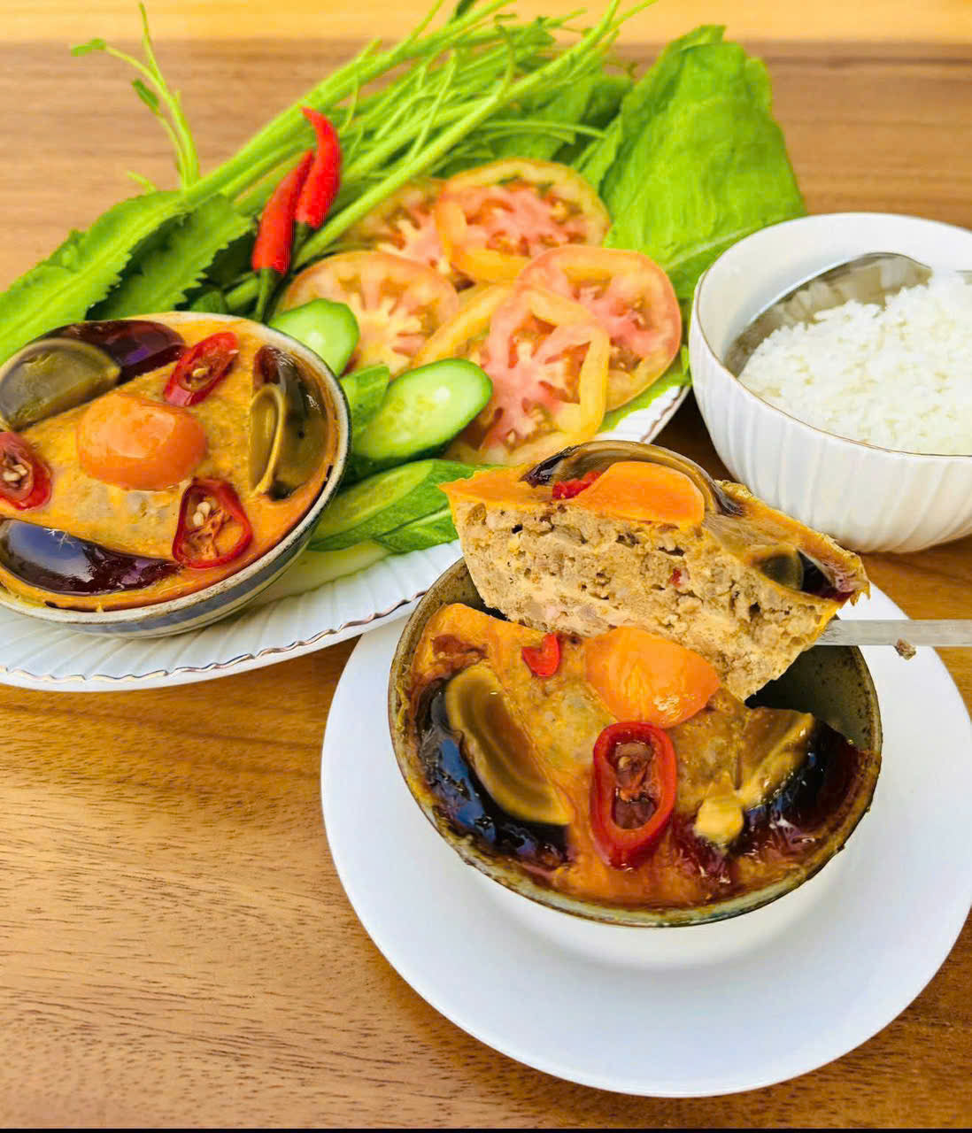 Mắm chưng trứng muối + trứng bách thảo