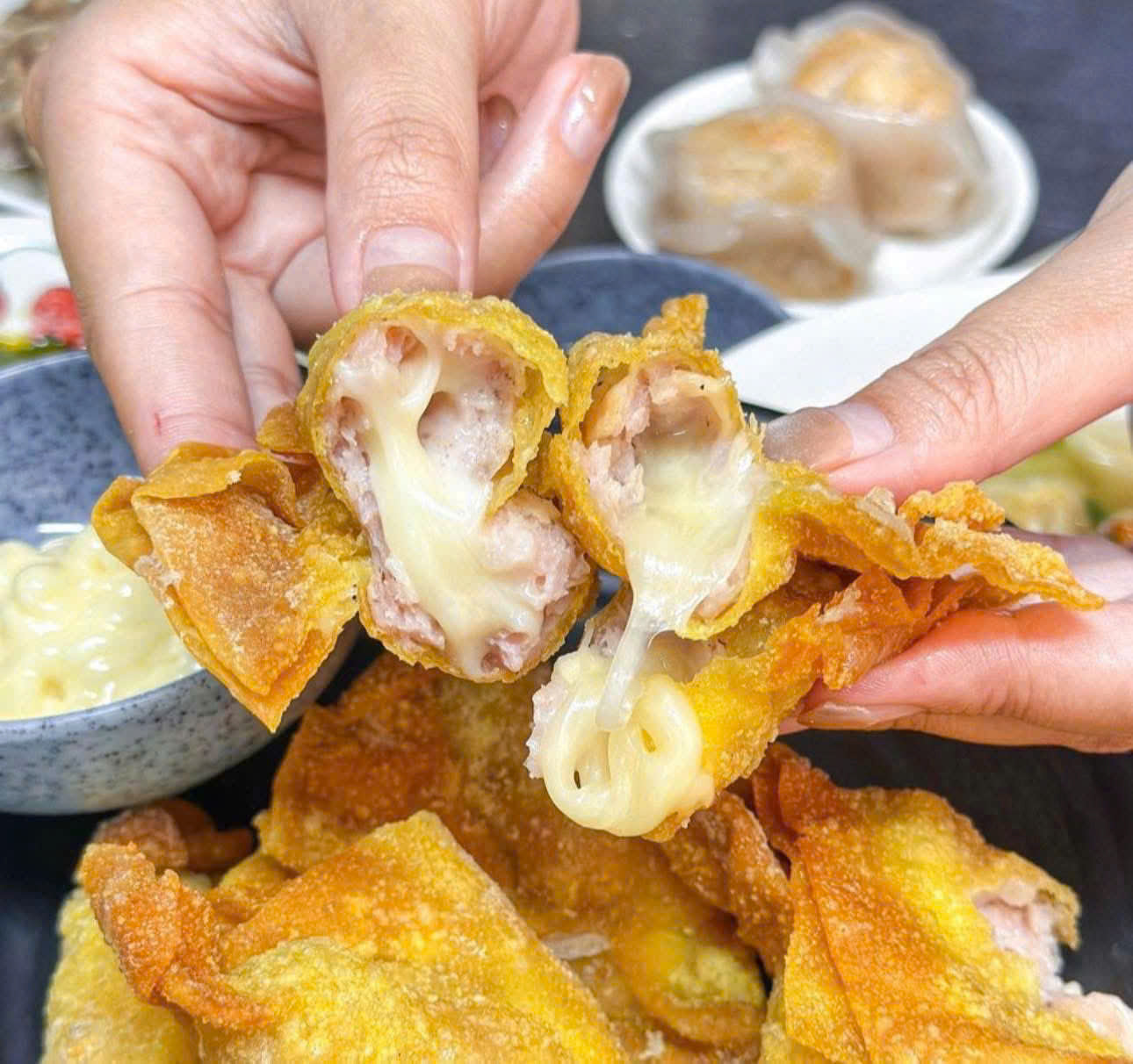 SỦI CẢO TÔM PHÔ MAI KÉO SỢI