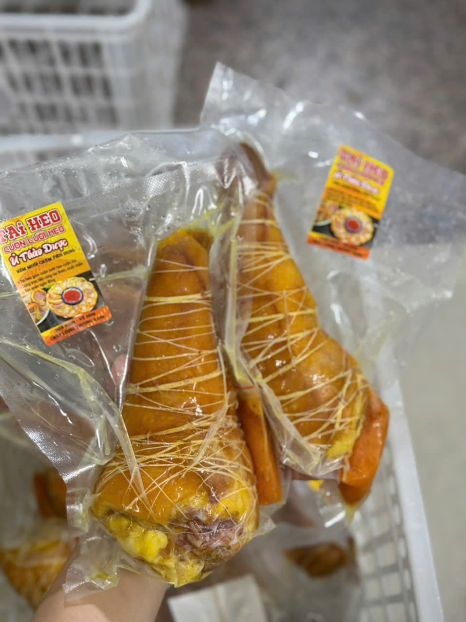 TAI HEO CUỘN LƯỠI Ủ THẢO MỘC